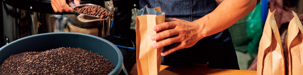 おしゃれ空間に馴染む! ブルートコンテナの使いこなしアイデア集